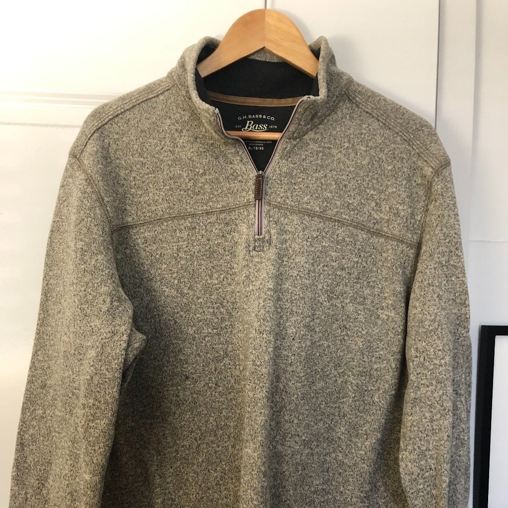 Bass Men's Quarter Zip Grey Sweater